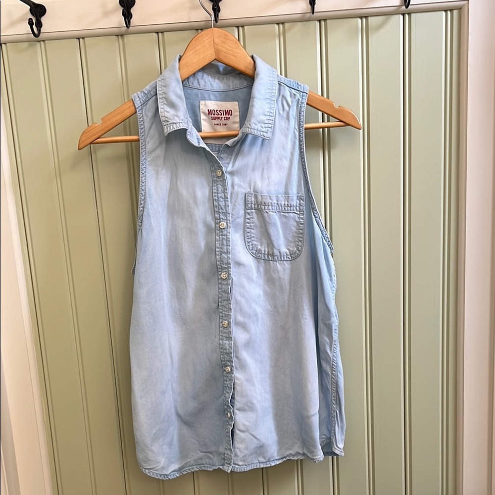 Mossimo Light Blue Sleeveless Denim Shirt